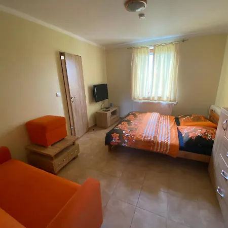 Apartment F - Svobodenka *