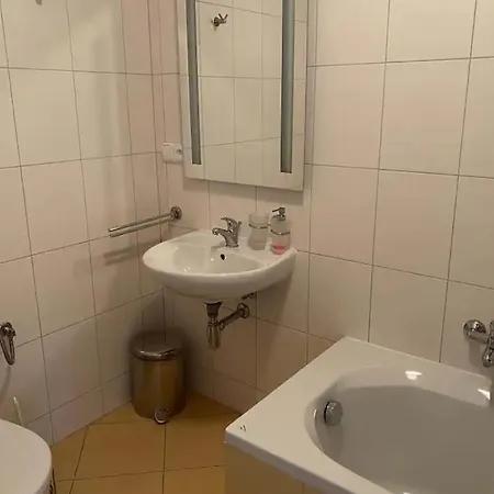 F - Svobodenka Apartment